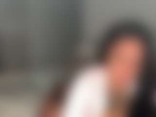 Mulatto Mamiii's Live Sex Cam Show