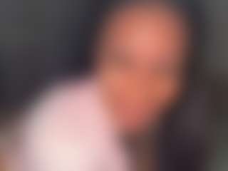 Mulatto Mamiii's Live Sex Cam Show