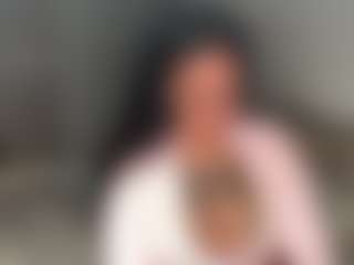 Mulatto Mamiii's Live Sex Cam Show