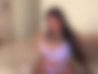 Mulatto Mamiii's Live Sex Cam Show
