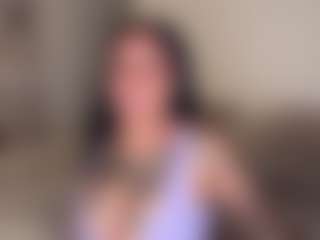 Mulatto Mamiii's Live Sex Cam Show