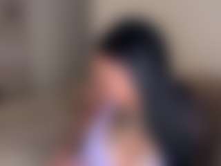 Live cam show with Mulatto Mamiii - Gamer Brown Hair on Camsoda