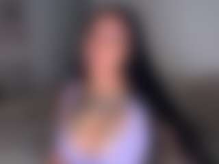 Mulatto Mamiii's Live Sex Cam Show
