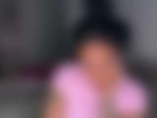 Mulatto Mamiii's Live Sex Cam Show
