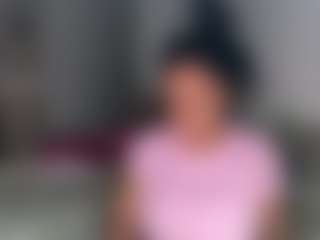 Mulatto Mamiii's Live Sex Cam Show