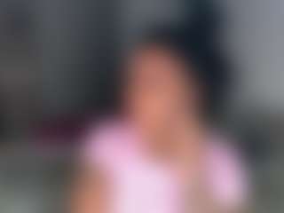Mulatto Mamiii's Live Sex Cam Show