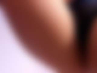 Live cam show with Chelseylewis - Upskirt on Soda Cam