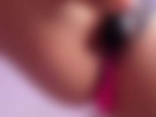 Live cam show with Chelseylewis - Sweet on Streamer API