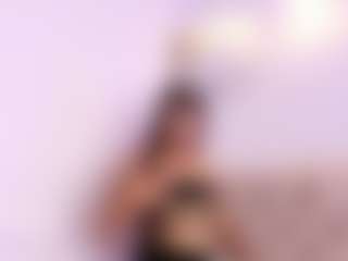 Live cam show with Chelseylewis - Petite on Camsoda