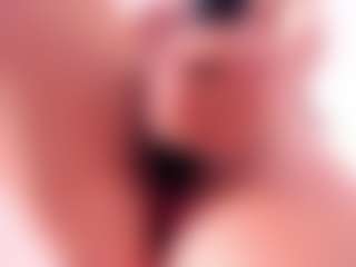 Chelseylewis's Live Sex Cam Show