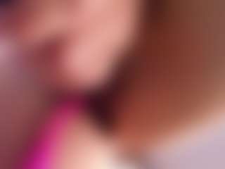 Chelseylewis's Live Sex Cam Show