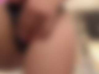 Chelseylewis's Live Sex Cam Show