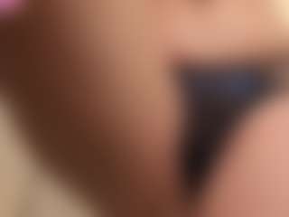 Chelseylewis's Live Sex Cam Show