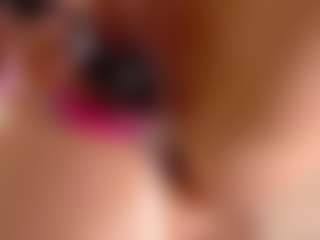 Chelseylewis's Live Sex Cam Show