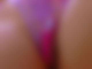 Live cam show with Chelseylewis - Upskirt on parknlotfishbdy
