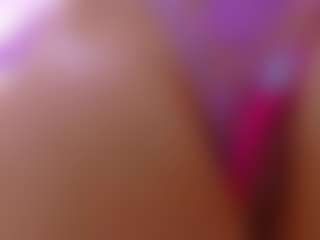 Live cam show with Chelseylewis - HD MILF on Camsoda