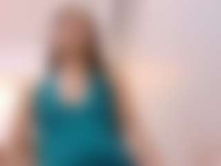 Live cam show with Chelseylewis - Brown Hair on StripNow