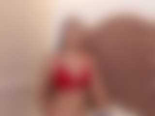 Live cam show with Chelseylewis - Creamy on Dare Cams