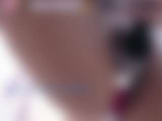 Live cam show with Chelseylewis - MILF Teen (18+) on xfollow cams