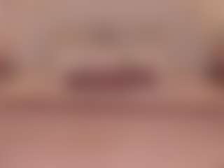 Live cam show with Danielle Kitten - Squirt Big Tits on Fling VIP Chat