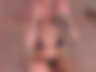 Live cam show with Danielle Kitten - Big Tits Dildo on CamwithHer