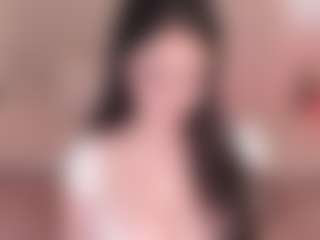 Live cam show with Danielle Kitten - Shaved Pussy Curvy on hrnylive.com