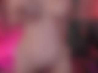 Live cam show with Lila Ellis - Workout on SinfulBabes