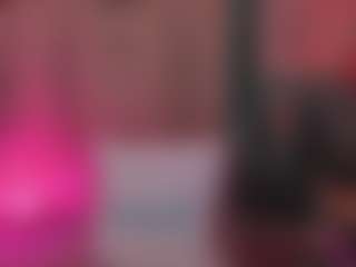 Live cam show with Lila Ellis - Nympho on AdultVida.com
