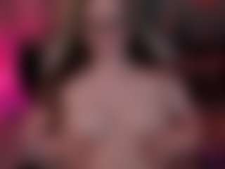 Live cam show with Lila Ellis - Solo on Hubzter Live