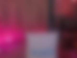 Live cam show with Lila Ellis - Big Tits Curvy on Mixed Magazine Live