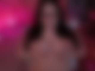 Live cam show with Lila Ellis - Big Ass on madthumbs