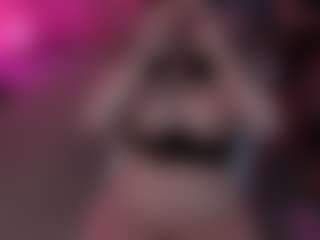 Live cam show with Lila Ellis - Pale on livesuperchat.net