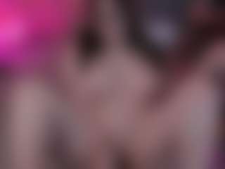 Live cam show with Lila Ellis - Cum on SinfulBabes