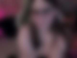 Live cam show with Lila Ellis - Orgasm on Fling VIP Chat