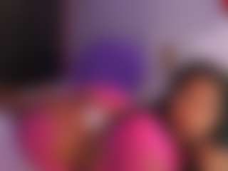 Live cam show with Rox Thee Stallion - Ride on Camsoda