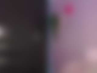 Live cam show with Rox Thee Stallion - Brown Hair on Milfs Live