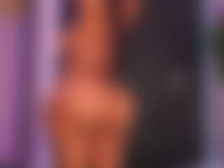 Live cam show with Rox Thee Stallion - Blowjob Brown Hair on SinfulBabes