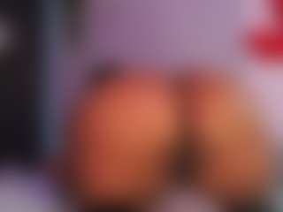 Live cam show with Rox Thee Stallion - Strip Brown Hair on camtv