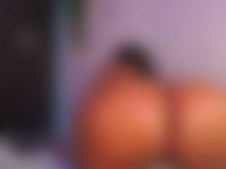 Live cam show with Rox Thee Stallion - Squirt Big Tits on xxxlivecams.org