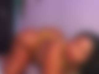Live cam show with Rox Thee Stallion - Ride on slutload