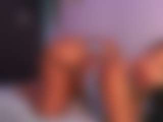 Live cam show with Rox Thee Stallion - Dildo on CamClone