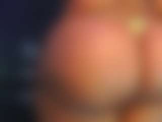 Live cam show with Rox Thee Stallion - Ride on Soda Cam