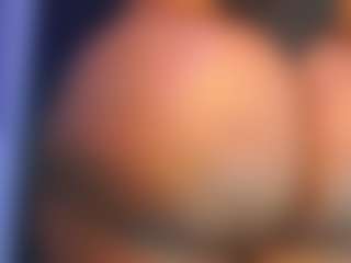 Live cam show with Rox Thee Stallion - Dildo Brown Hair on Hubzter Live