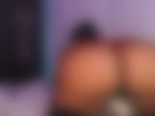 Live cam show with Rox Thee Stallion - Big Ass on Camsoda