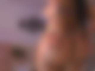 Live cam show with Rox Thee Stallion - Brown Hair on dropp.cam