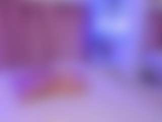 Live cam show with Madison - Small Tits on Fling VIP Chat