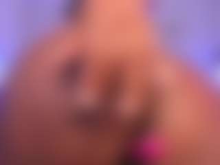 Live cam show with Madison - Oil on Fling VIP Chat