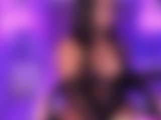 Live cam show with Madison - Playdildo on CamwithHer