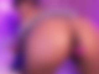 Live cam show with Madison - Pornstar Asshole on CSO-WL