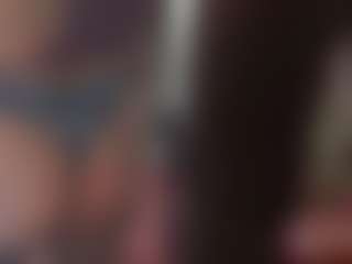 StephanieSaint's Live Sex Cam Show